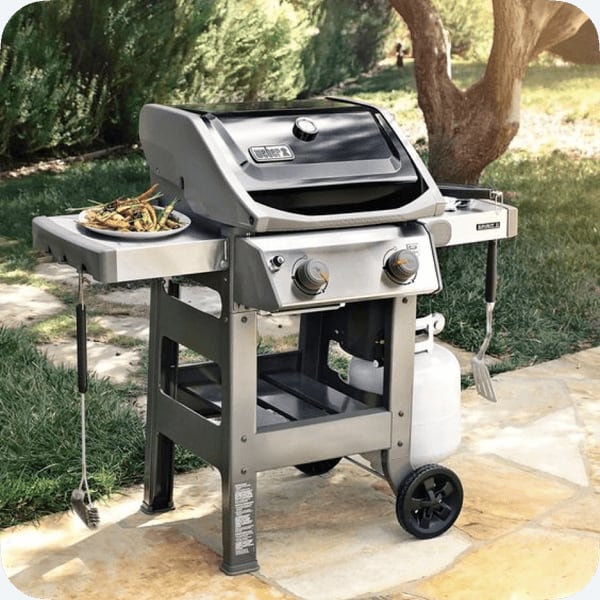 Gassgrill i hagen som kan flyttes med Flytto